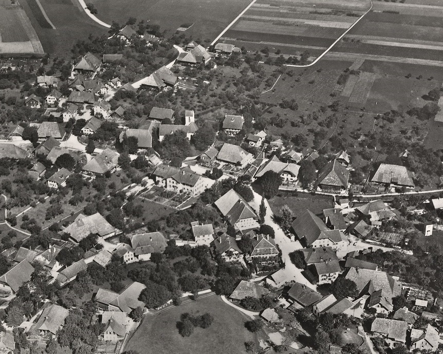 Koppigen von oben in schwarz-weiss fotografiert im Jahr 1928.