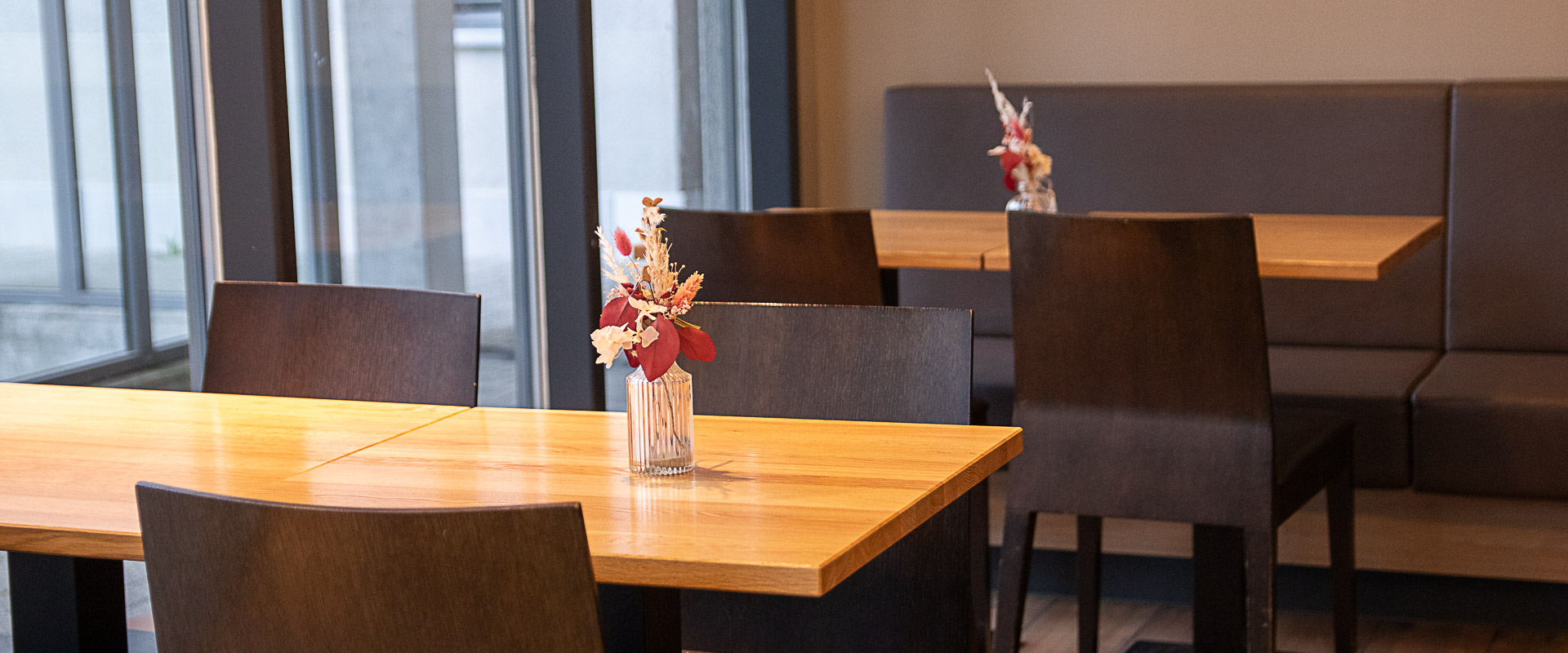 Helles, gemütliches Café in Burgdorf.